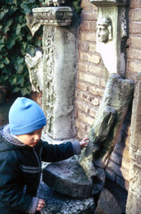 Kirjoittaja Villa Lantessa vuonna 1982.